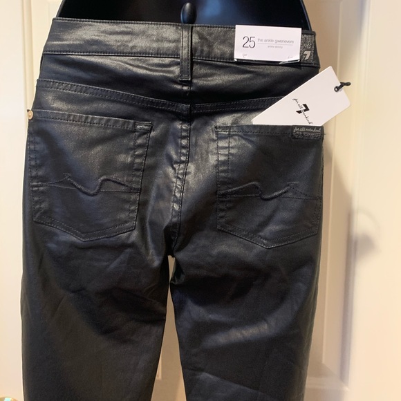 7 For All Mankind - Picture 1 of 4
